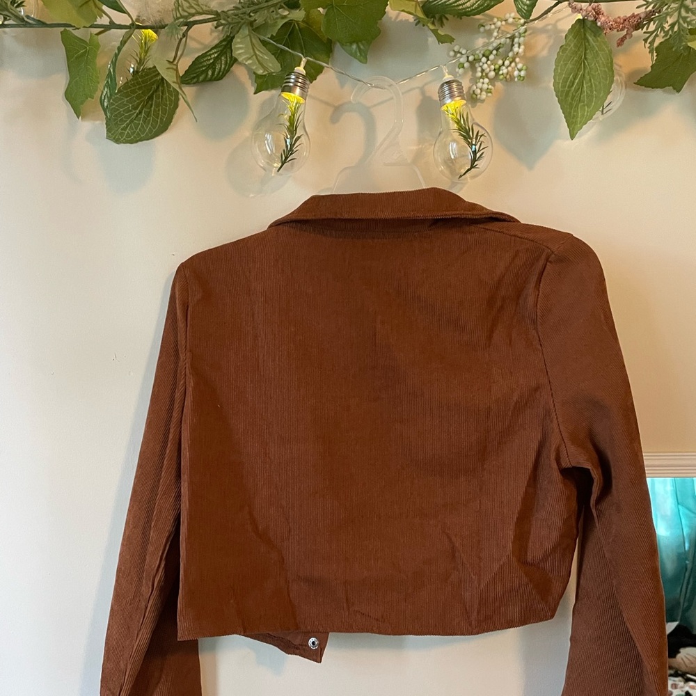 Cropped Corduroy jacket🍄✨ - Picture 3 of 7